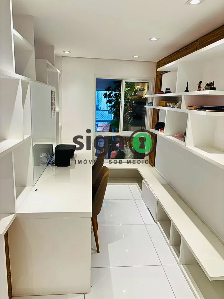 Imagem Apartamento de 200m2, com 3 suites e 3 vagas à venda no Panamby