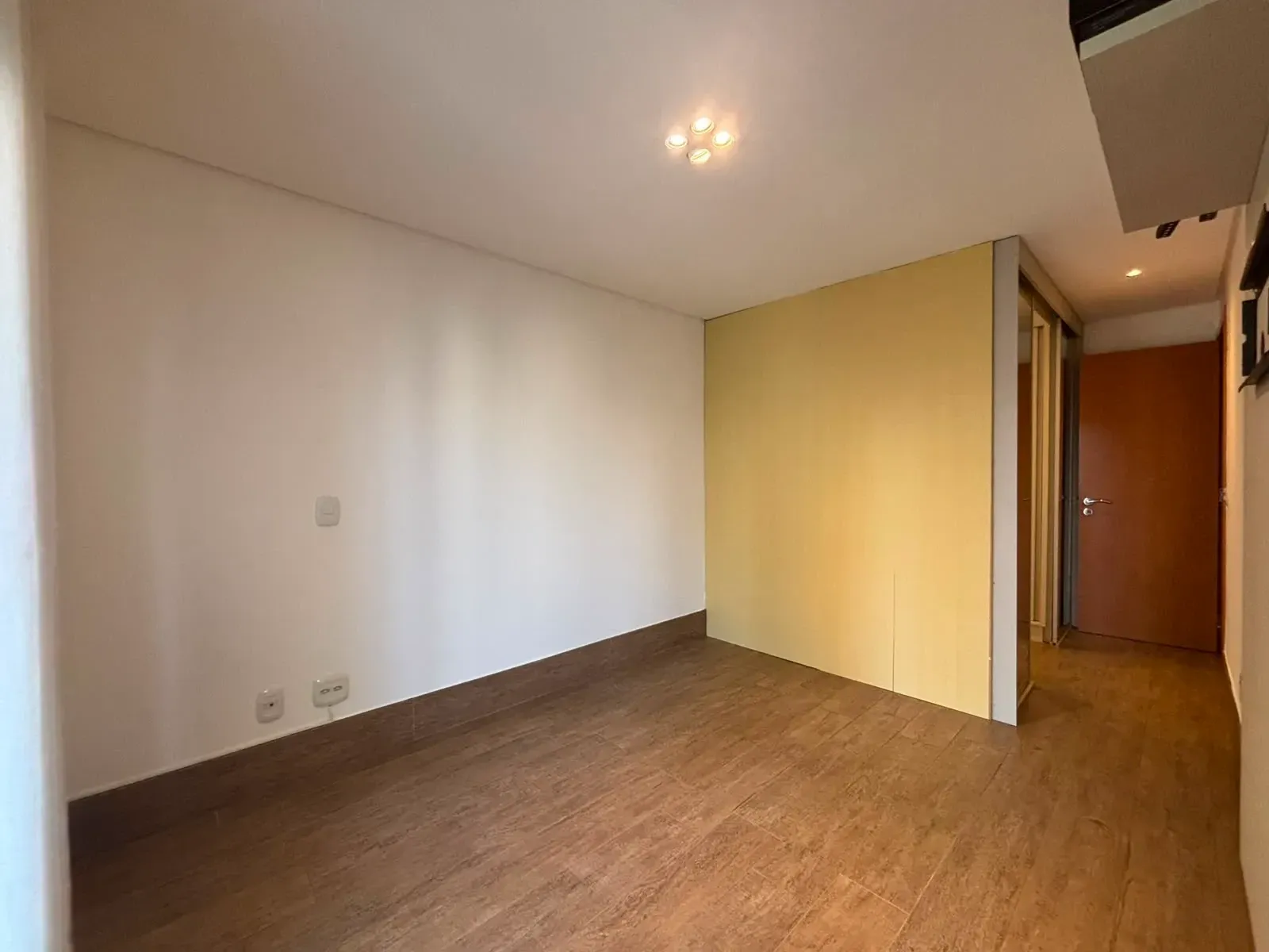 Imagem Apartamento com 3 Quartos à Venda, 185 metros em Vila Mariana - São Paulo