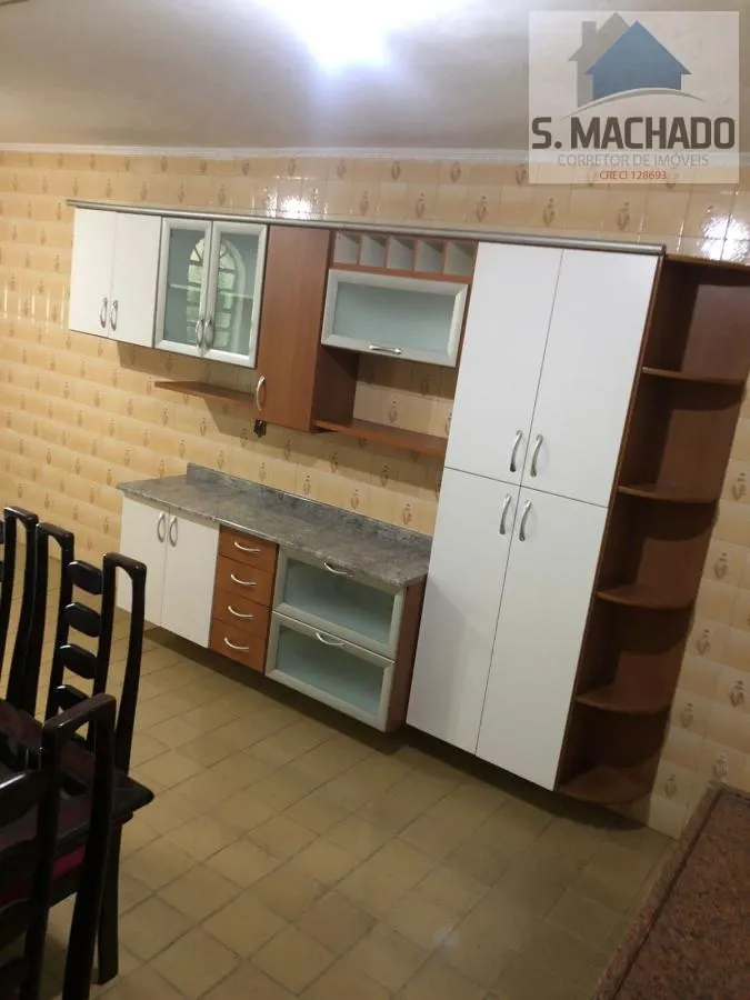 Imagem Sobrado para Venda em Santo André / SP no bairro Parque Jaçatuba