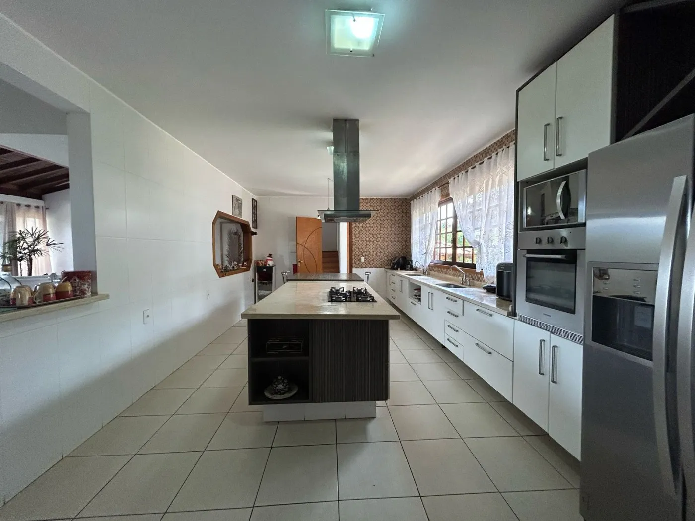 Imagem Casa em Condomínio para Venda em Petrópolis / RJ no bairro Nogueira