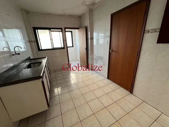 Imagem Apartamento de 2 dormitórios com suíte e vaga privativa na Ponta da Praia em Santos por R$ 695.000,00