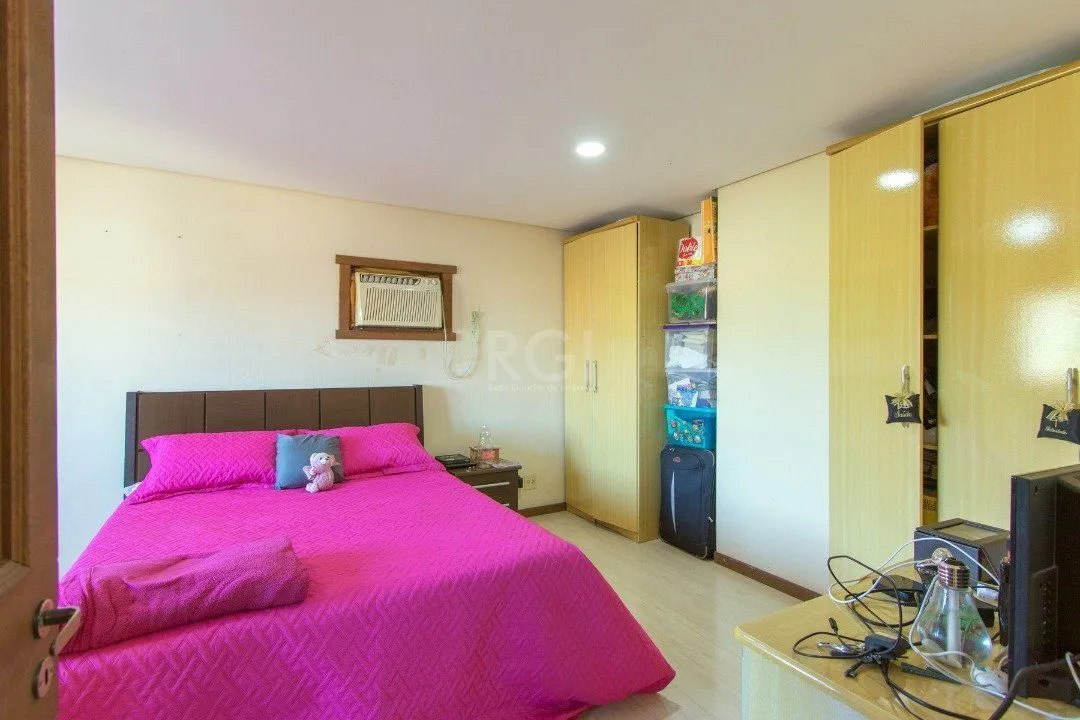 Imagem Casa Condominio para Venda - 195m², 2 dormitórios, sendo 1 suites, 2 vagas - Tristeza