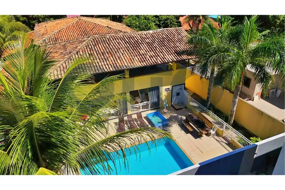 Foto do imóvel Casa com 4 quartos e 4 suítes para locação em Alto Mundaí, Porto Seguro em Rua Alagoas, 81 - Alto Mundaí, Porto Seguro - BA