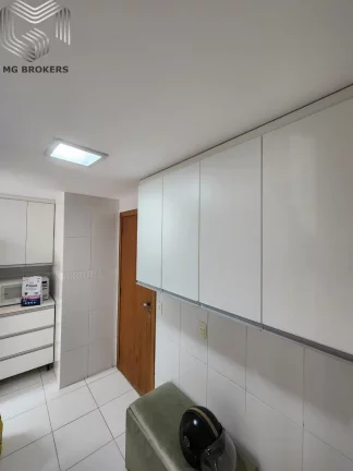 Imagem Apartamento à venda na Barra da Tijuca, Rio de Janeiro - 3 quartos, 1 suíte, 110m² - Imperdível oportunidade!