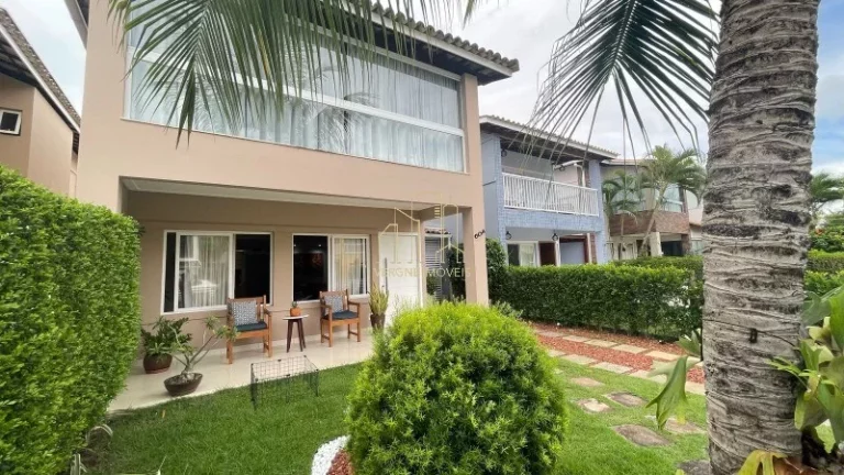 Imagem Excelente casa em condomínio fechado com três suítes e espaço gourmet a venda na Praia do Flamengo