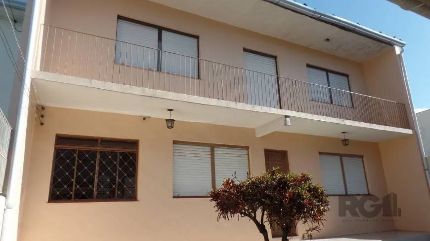 Casa em Jardim Sabará