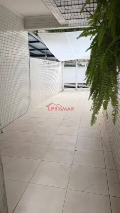 Imagem Sobreposta Térrea 3 suites 2 vagas Marapé proximo ao orquidario