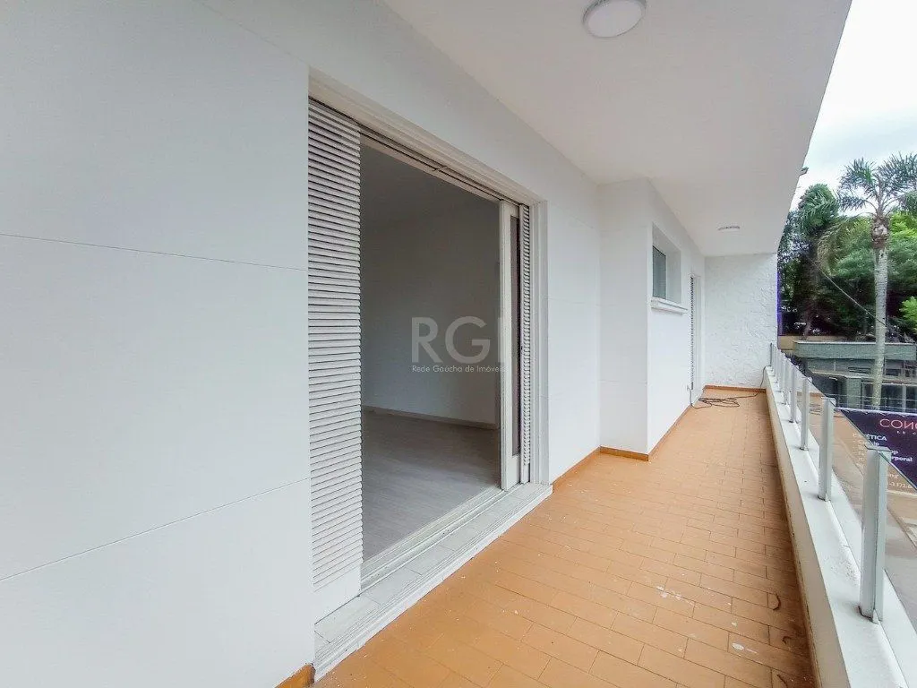 Imagem Casa Comercial de Luxo no Centro da Cidade - Oportunidade Única!