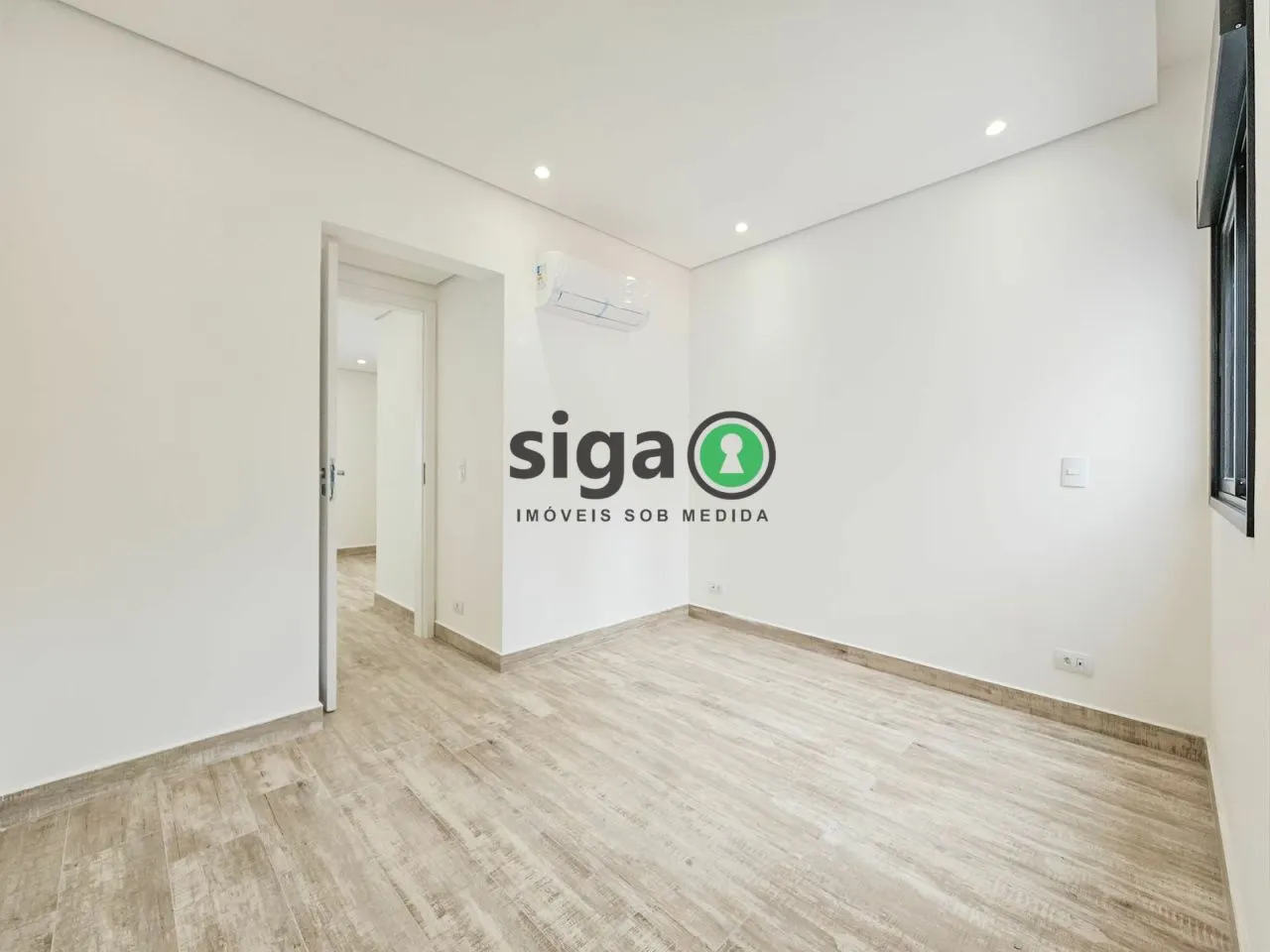 Imagem CASA À VENDA 4 QUARTOS SENDO 3 SUÍTES, NOVA E PRONTA PRA MORAR