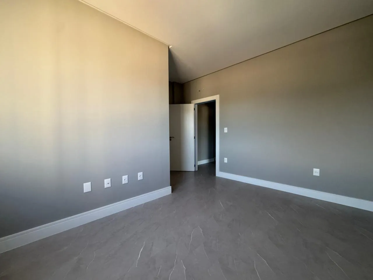 Imagem Apartamento com vista para o mar à venda com 157m2 por R$ 4.500.000,00