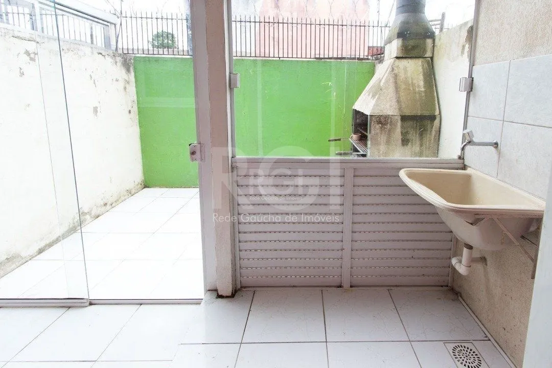 Imagem Casa Condominio para Venda - 92.32m², 3 dormitórios, sendo 1 suites, 2 vagas - Cristal