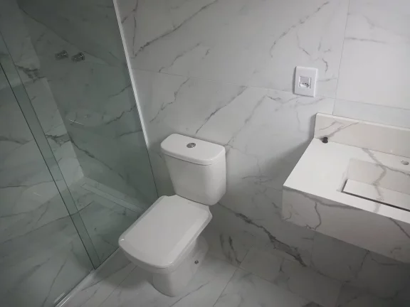 Imagem EXCELENTE IMÓVEL, Casa térrea 95m², três dormitórios, suíte, Cond. Fechado