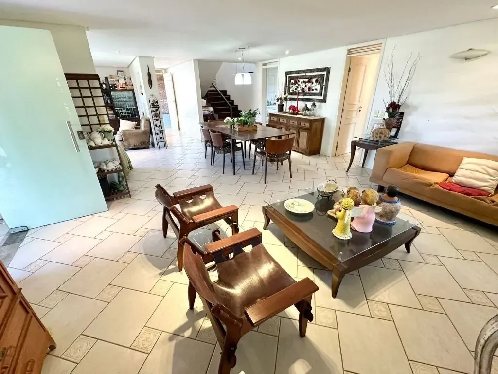 Imagem Sobrado com 4 Quartos à Venda, 500 m² em Edson Queiroz - Fortaleza
