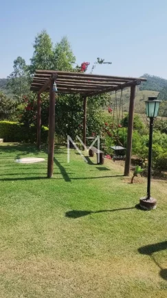 Imagem Chácara de Veraneio à Venda 3.200m² de Área - Paraibuna - SP