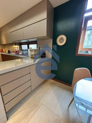 Imagem Excelente casa à venda no Condomínio Aldebaran Omega, 3 suítes, piscina, 4 vagas