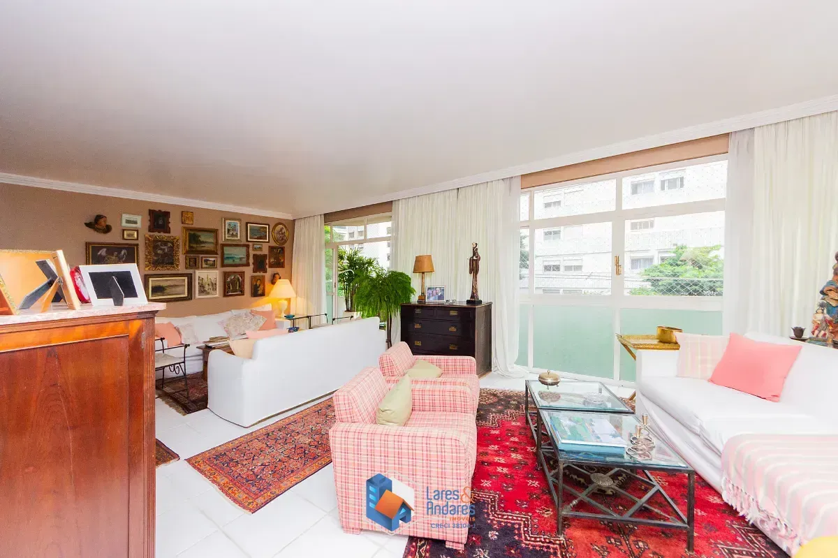 Imagem Apartamento para venda em Santa Cecília com 3 quartos, sendo 2 suítes, 208m²