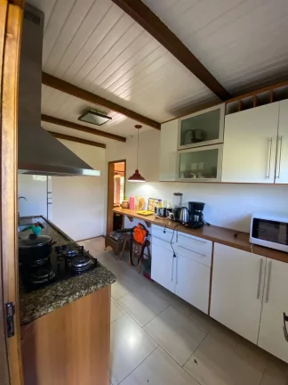 Imagem MOBILIADO!!! Lindo Sítio com 3.000m², Piscina, arborizado, Águas Claras