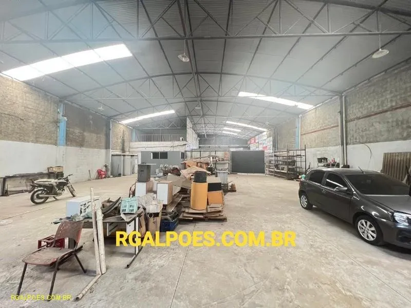 Imagem Galpão para Locação em BELFORD ROXO, Santa Amélia, 2 banheiros