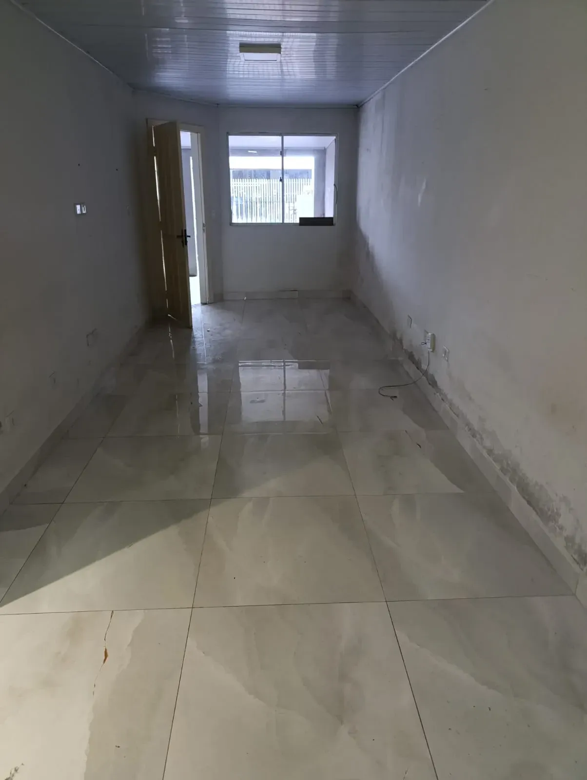 Imagem Casa com 2 Quartos à Venda, 58 m² em Gralha Azul - Fazenda Rio Grande