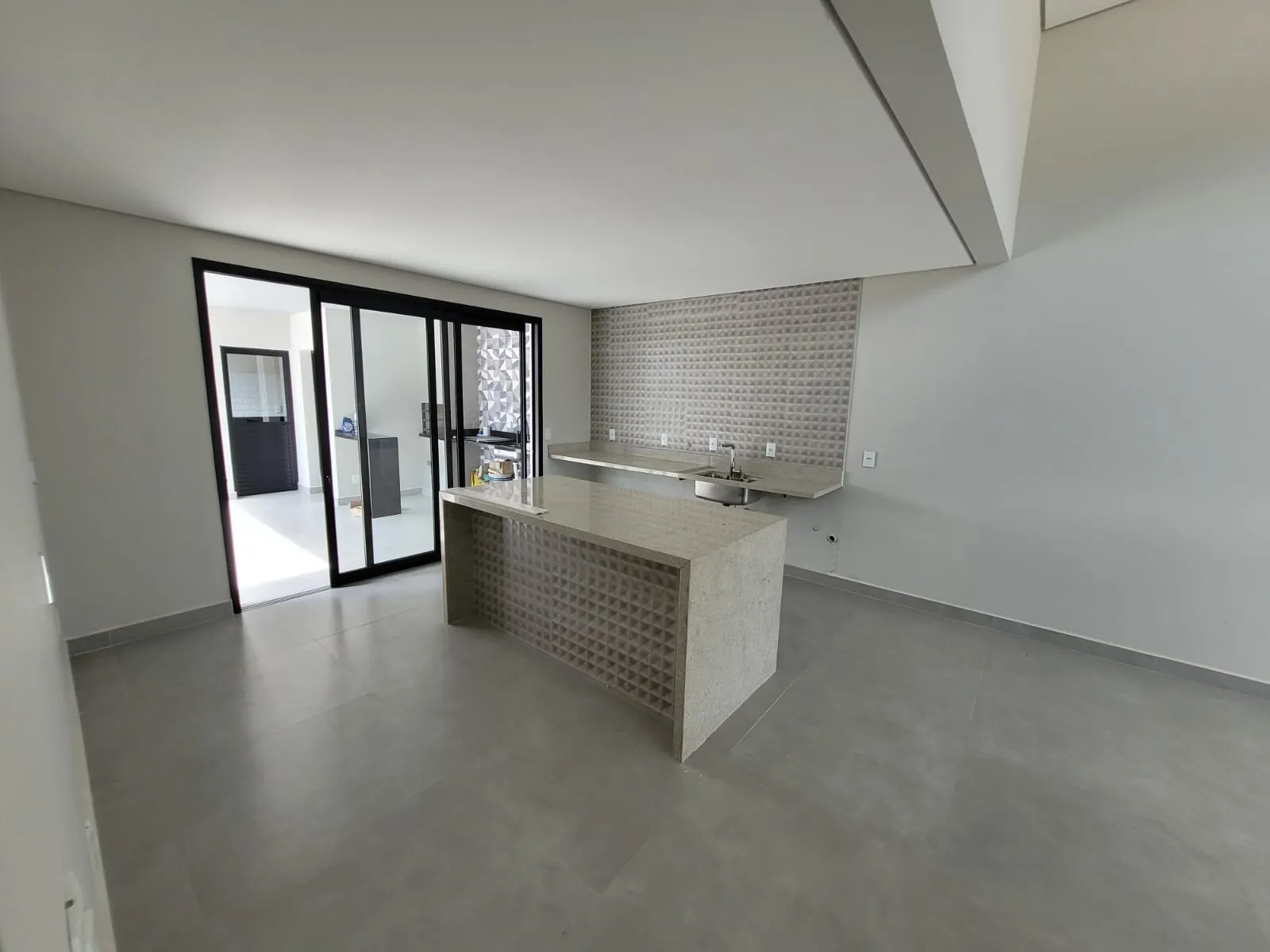 Imagem Condomínio Residencial Sunlake SPA - Casa Assobradada com 3 Suítes e Escritório