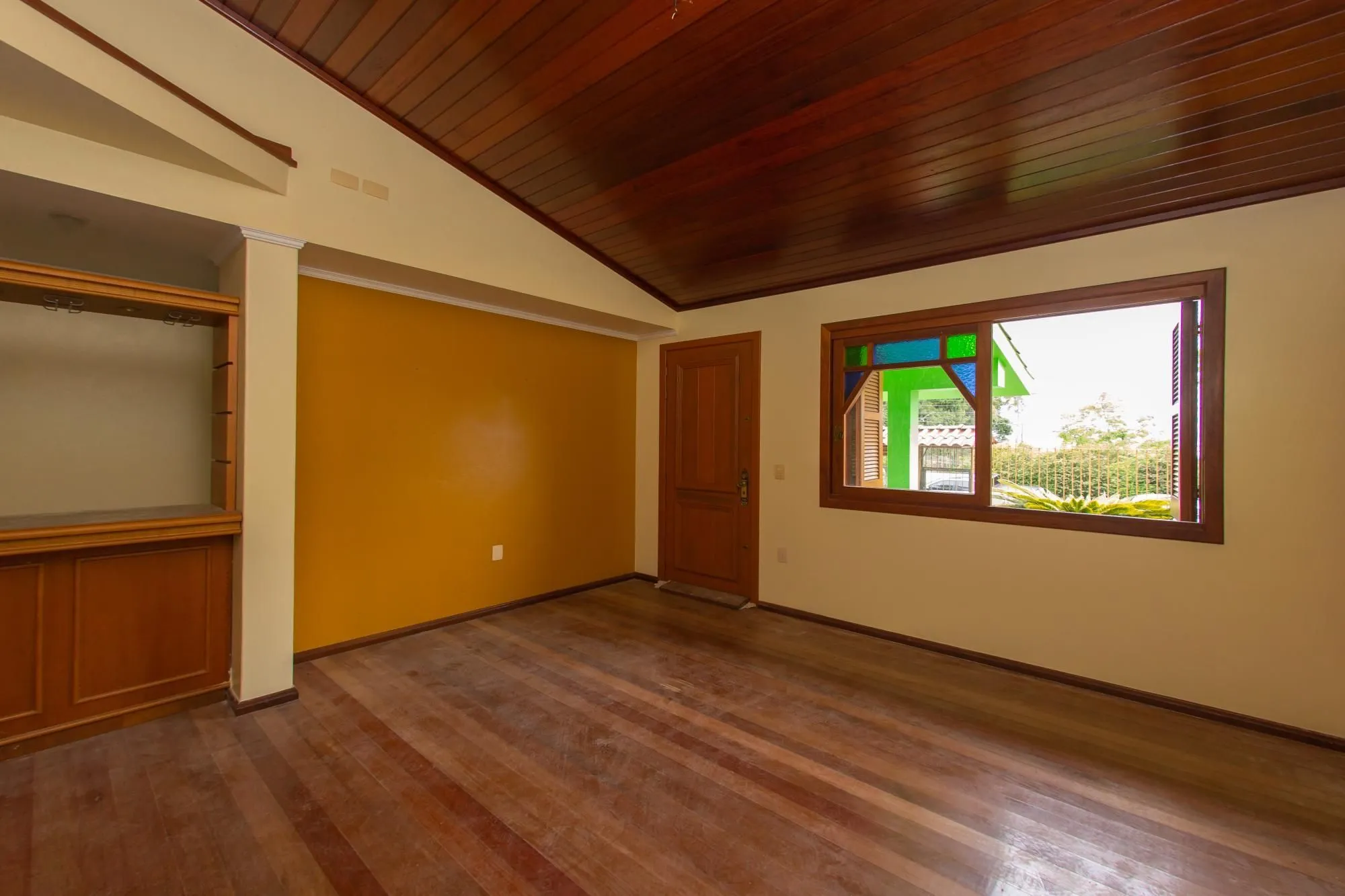 Imagem Casa com 3 quartos e 185m² à venda em Vila Nova