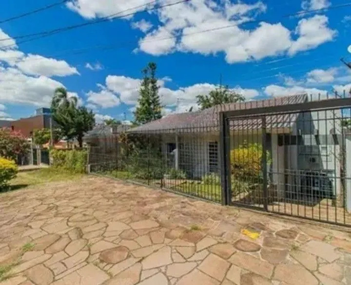 Imagem Casa 3d com suíte, bairro três figueira
