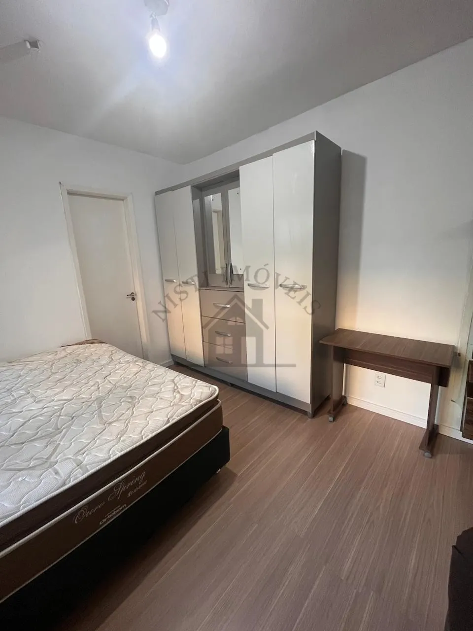 Imagem Apartamento 1 quarto para Venda no bairro Jardim Europa em Porto Alegre