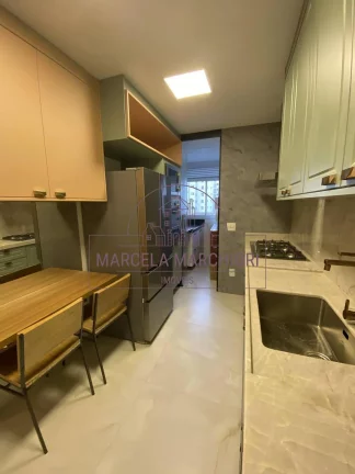 Imagem 4 quartos com 2 suítes, na melhor região da Praia da Costa