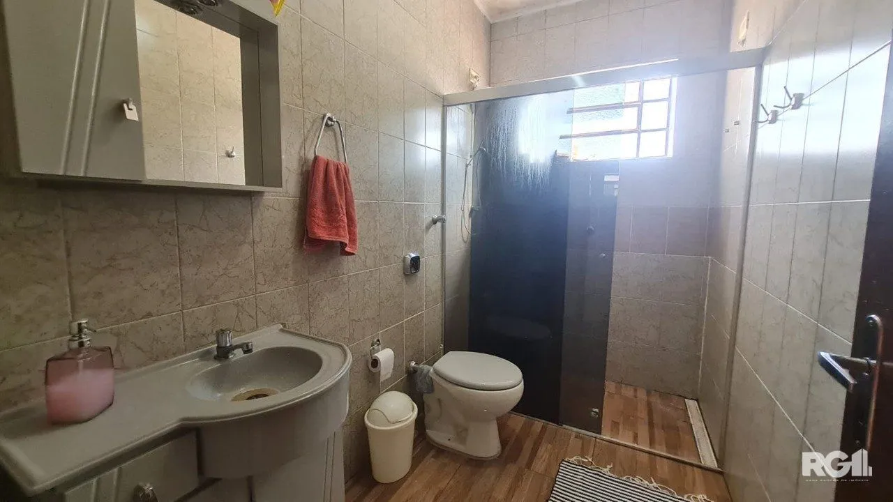 Imagem APARTAMENTO DE 2 DORMITÓRIOS AMPLO E MOBILIADO NA CIDADE BAIXA