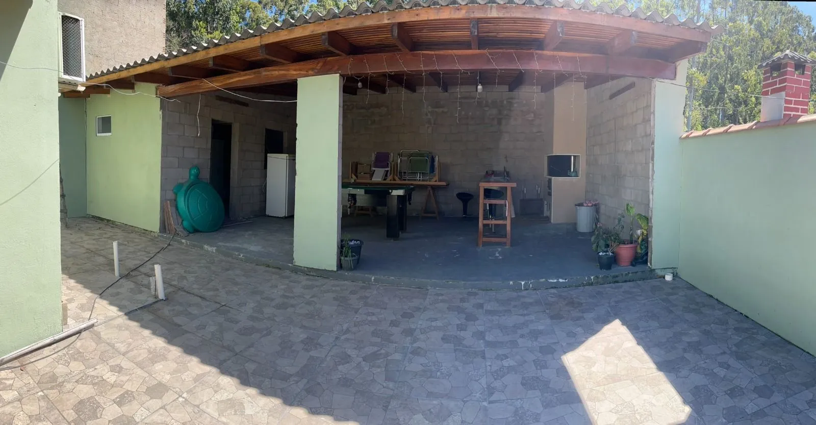 Imagem Casa 3 dormitorios com amplo patio