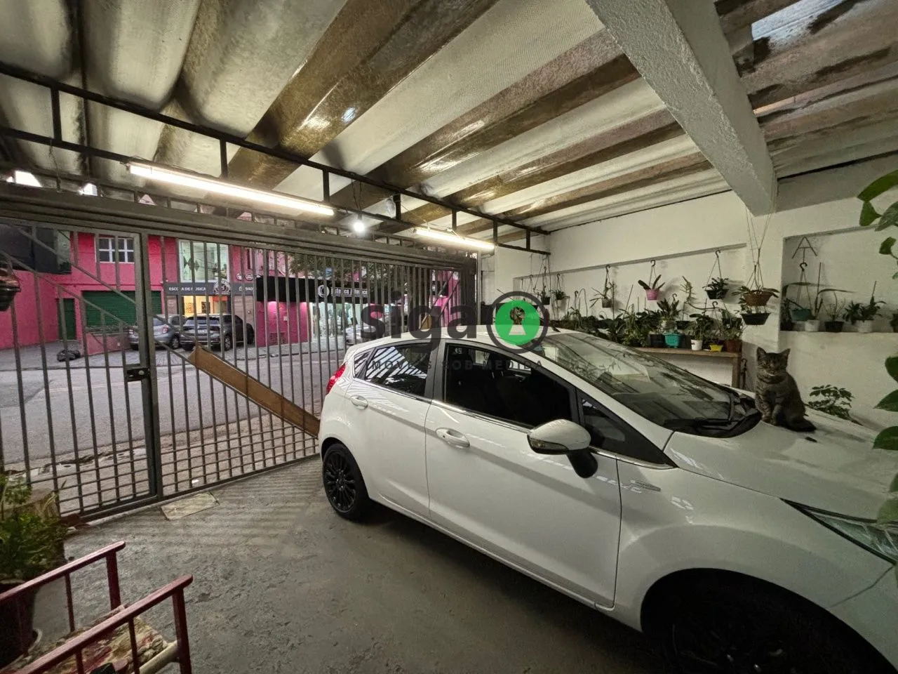 Imagem Casa Comercial na Chácara Santo Antônio - 200m², 2 vagas á Venda!