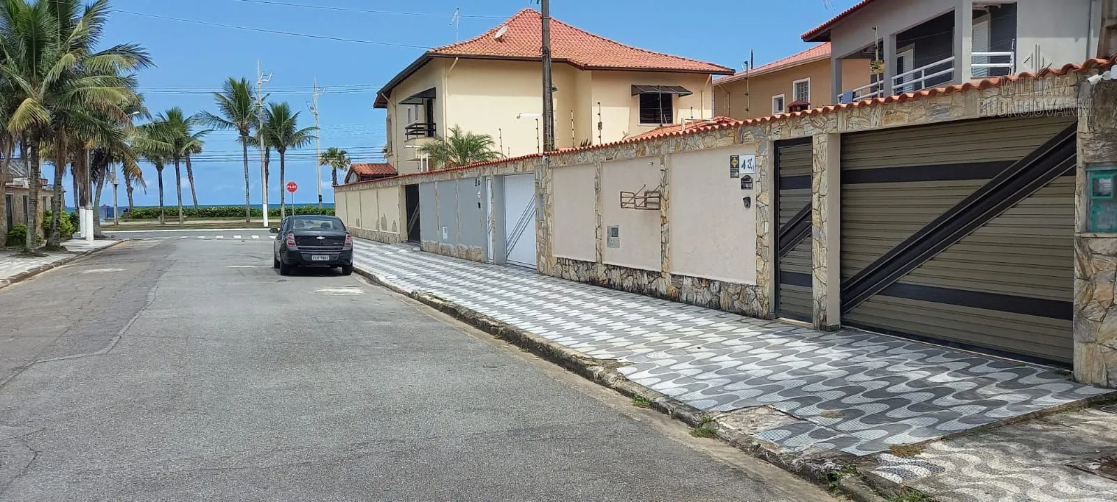 Imagem SOBRADO ISOLADO - 4 SUÍTES - SOLEMAR - PRAIA GRANDE