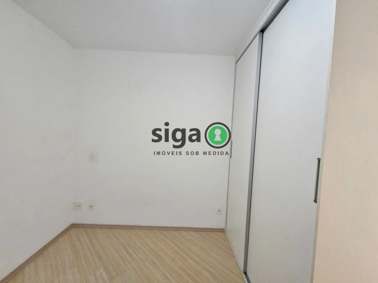 Imagem Apartamento à venda com 01 dormitório e vaga- Square 2