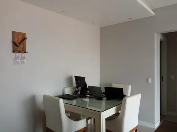 Imagem Apartamento com 2 Quartos à Venda, 54 m² em Umuarama - Osasco