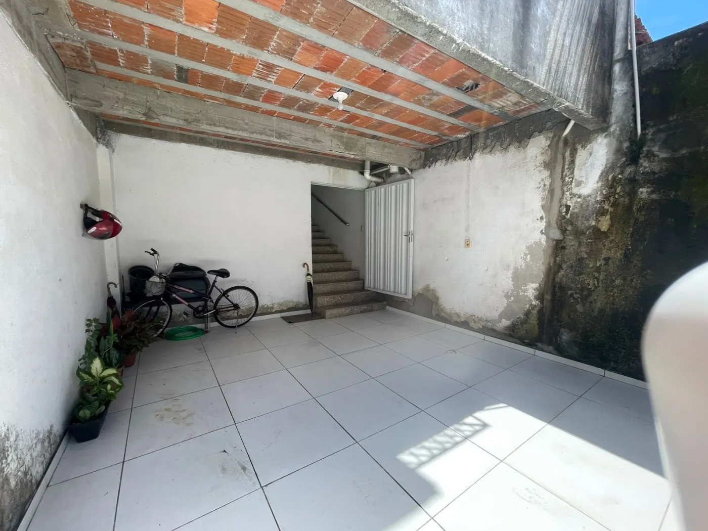 Imagem Casa para Venda em Fortaleza, Parque Dois Irmãos, 6 dormitórios, 3 suítes, 2 banheiros, 2 vagas