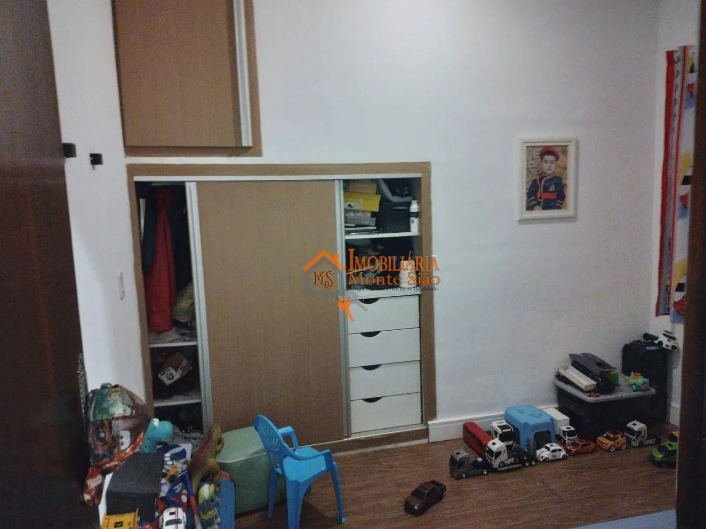 Imagem Sobrado com 3 dormitórios à venda, 220 m² por R$ 583.000,00 - Jardim Adriana - Guarulhos/SP