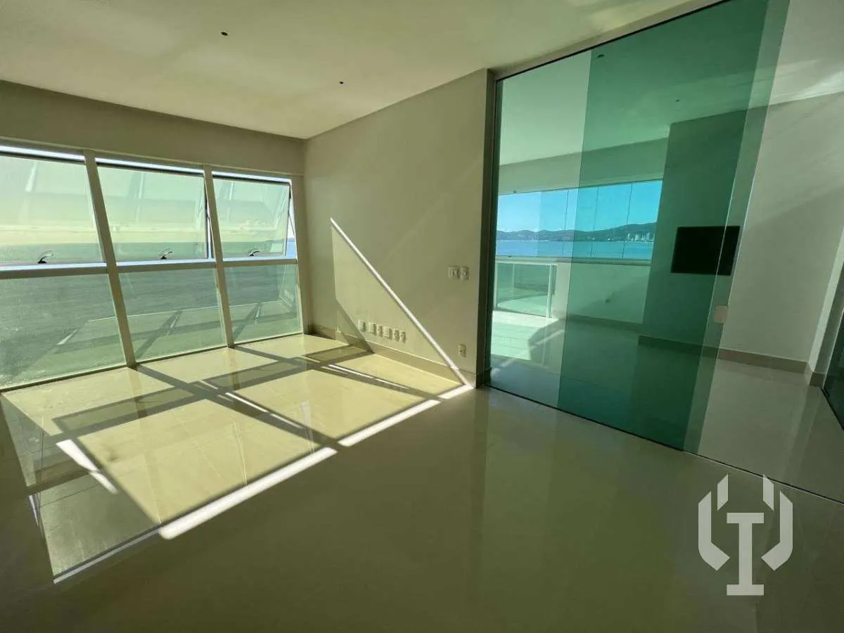 Imagem Apartamento à venda, no PALAZZO DEL MARE em Itapema, Meia Praia, com 4 quartos, 240m2