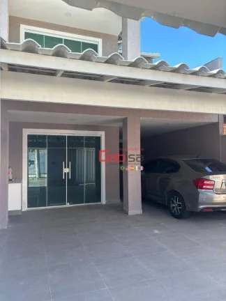 Imagem Casa com 4 dormitórios à venda, 220 m² por R$ 795.000,00 - Nova São Pedro - São Pedro da Aldeia/RJ