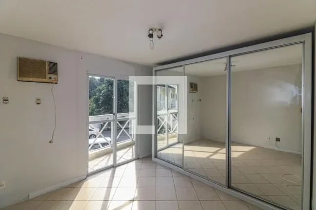 Imagem Casa à Venda - Vargem Pequena, 3 Quartos, 116 m2