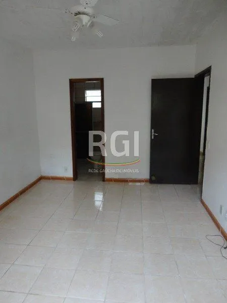 Imagem Casa para Venda - 100m², 3 dormitórios, 4 vagas - Guarujá