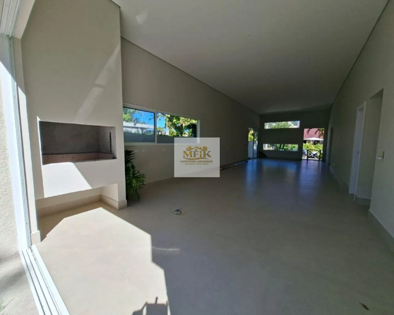 Imagem CASA COM 3 SUITES A VENDA NO ATAMI