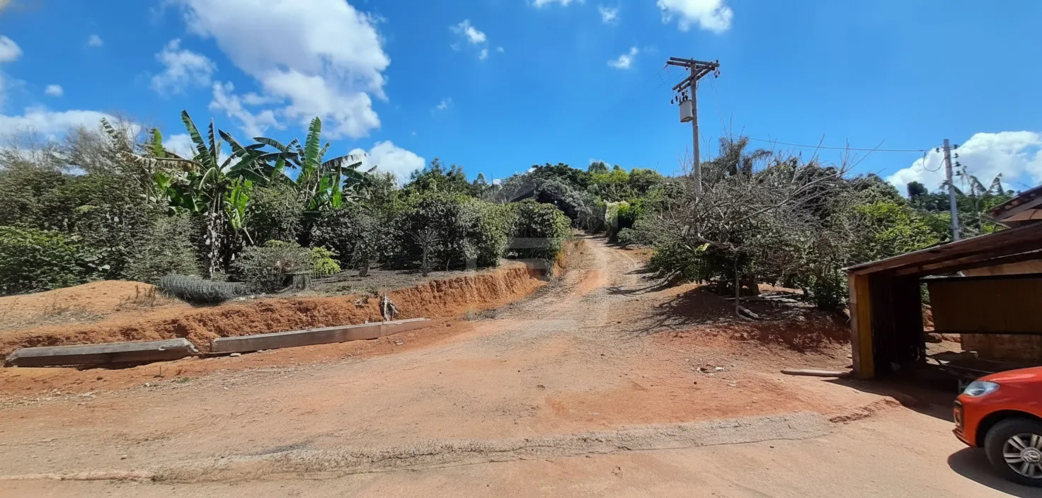 Imagem Sítio à venda em Área Rural de Poços de Caldas, Poços de Caldas