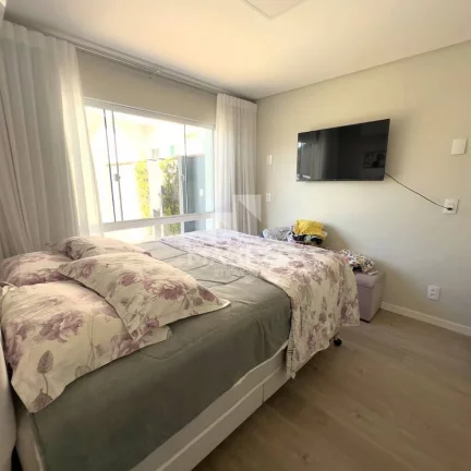 Imagem Casa com Piscina | Vila Nova | 2 quartos (1 suíte com closet) | 100m²