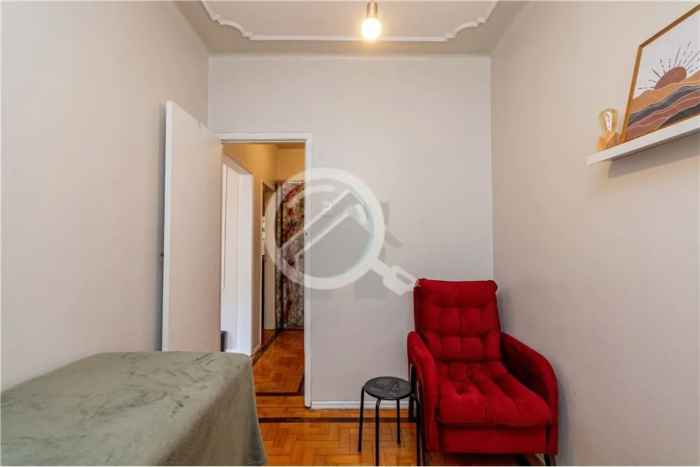 Imagem Ótima localização para comércio e residencial. Sobrado com duas casas com entradas individuais, ...