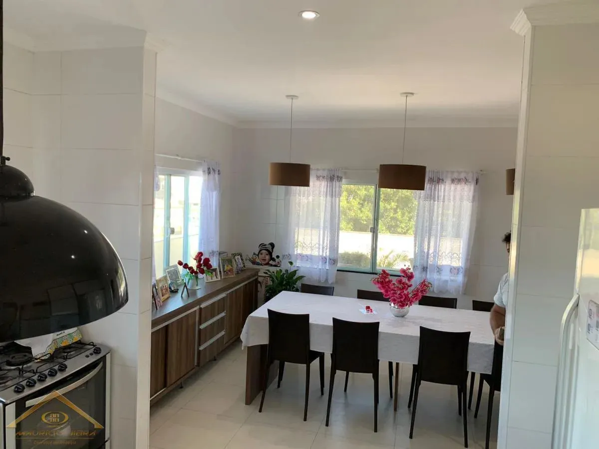 Imagem Casa em Condomínio para Venda em Cabo Frio / RJ no bairro Dunas do Peró
