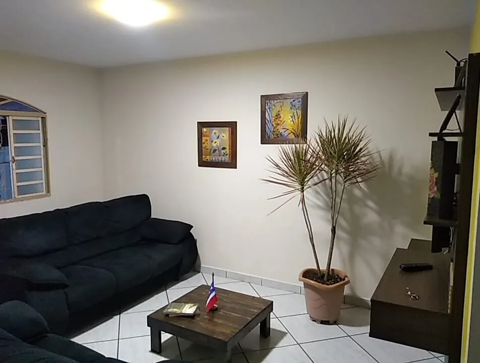 Imagem Casa à venda 3 Quartos, 1 Suite, 3 Vagas, 200M², Parque São Francisco, Guaratinguetá - SP