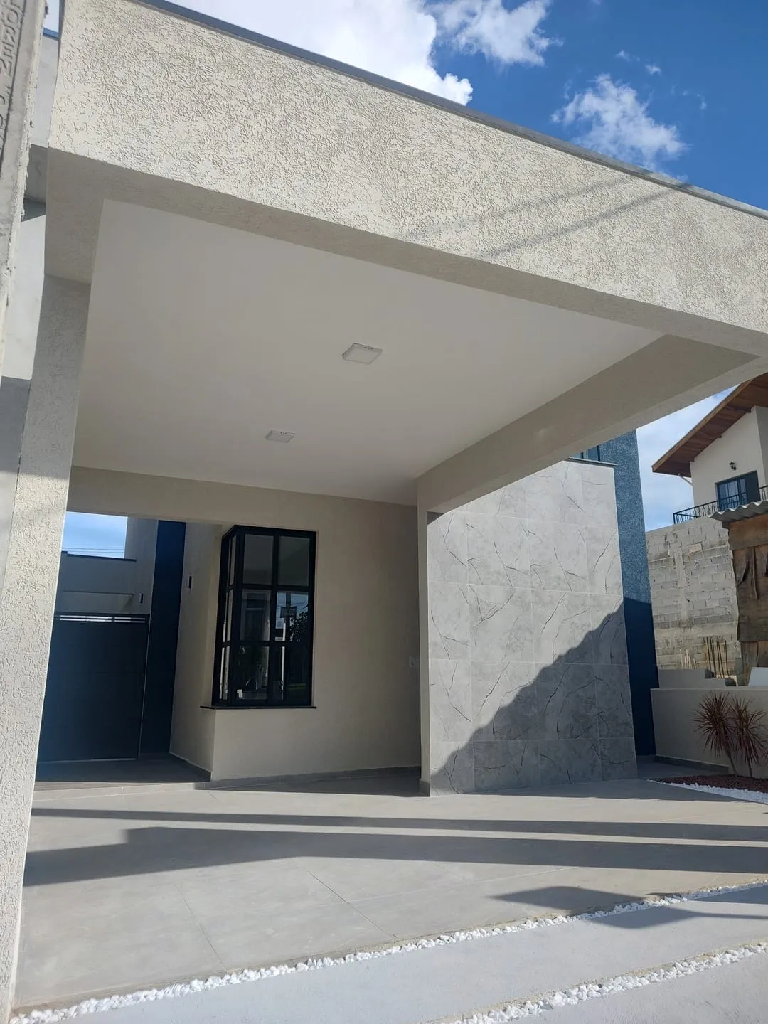 Foto do imóvel Casa à venda 3 Quartos, 1 Suite, 2 Vagas, 150M², Morada dos Nobres, Taubaté - SP | Recanto Tropical