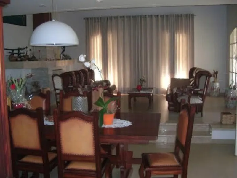 Imagem Espetacular chácara à venda em Valinhos-SP, bairro Joapiranga, com 3 quartos, 3 suítes, 2 salas, 6 banheiros, 8 vagas de garagem e 700m² de área.