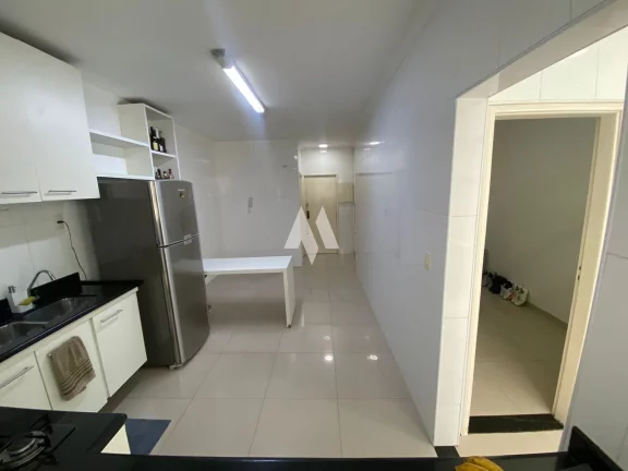 Imagem Apartamento com 139m² na Aparecida poucos metros do mar!