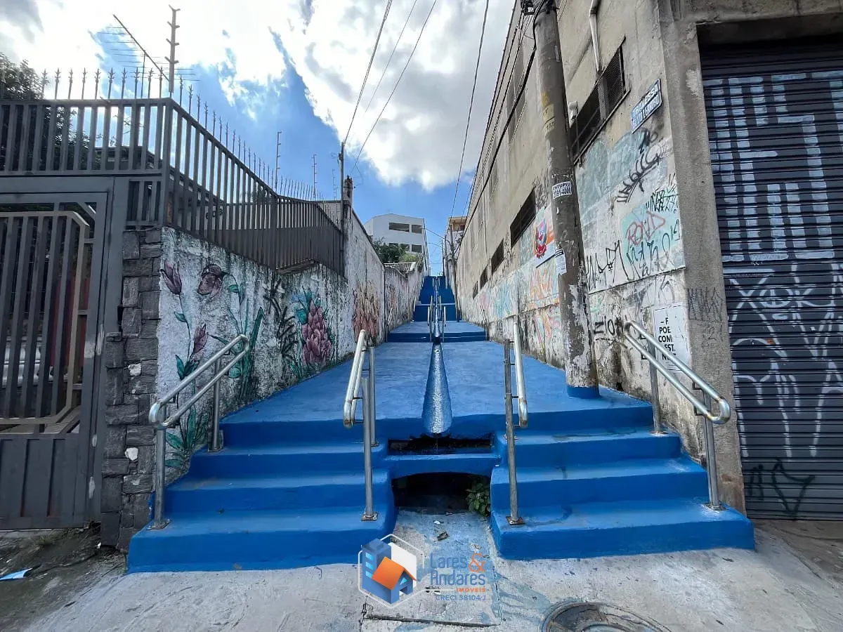 Imagem Casa para venda em Vila Maria Alta com 6 quartos, sendo 1 suíte, 815m²